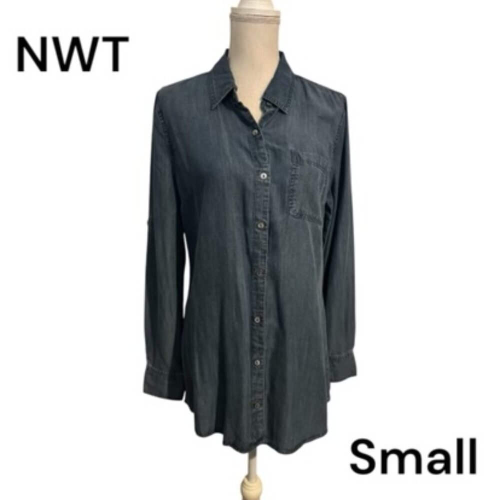 NWT   BUTTON FRONT DENIM SHIRT   SMALL    #D